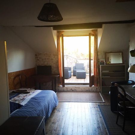 Chambres Avec Salle De Bains Et Cuisine En Centre Ville Argenton Sur Creuse Buitenkant foto